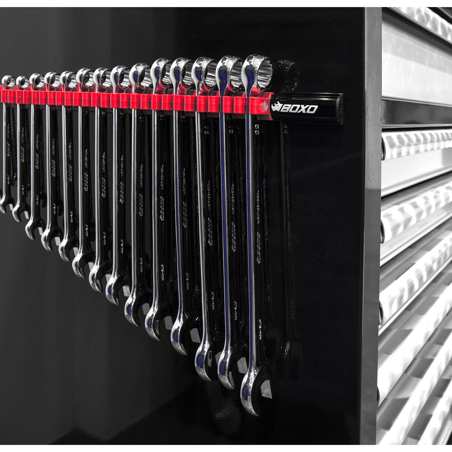 BOXO Magnetic Spanner Rack - Green or Red