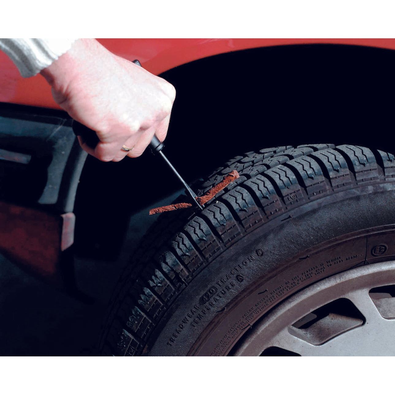 SEALS Tubeless Tyre Repair Kit - Cars or Truck Available