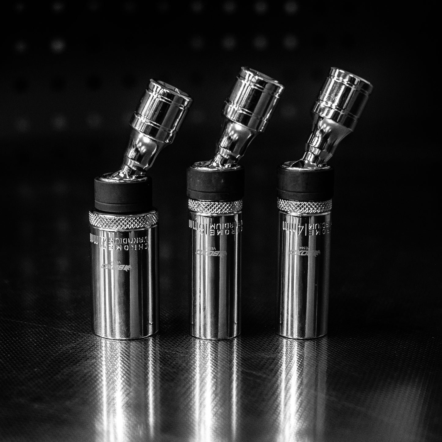 BOXO 6Pc 3/8" 12Pt Thin Wall & Magnetic Swivel Spark Plug Set
